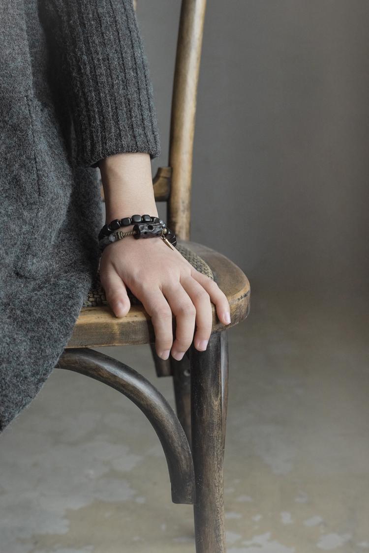 Black Wood & Rutilated Quartz Bracelet – Grounding, Strength & Inner Balance